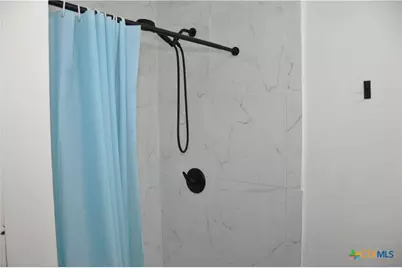 1408 E Avenue D, Temple, TX 76501 - Photo 11