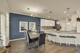 2095 Shire Meadows, New Braunfels, TX 78130 - Photo 3