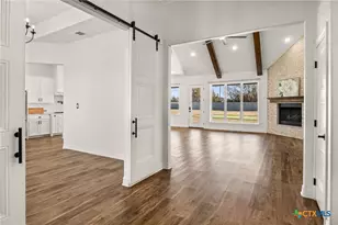 242 Sand Flat Ln, Temple, TX 76502 - Photo 5