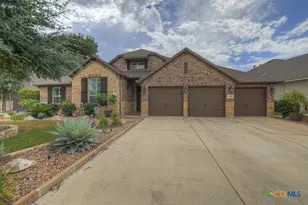 1033 Carriage Loop, New Braunfels, TX 78132 - Photo 3