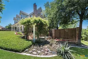 1905 Canyon Springs Dr, Belton, TX 76513 - Photo 3