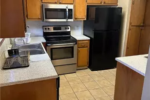 207 Palmwood Dr, Victoria, TX 77901 - Photo 9