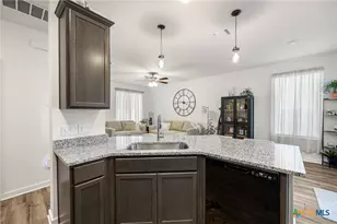 709 Nancy Olivia Cir, Killeen, TX 76542 - Photo 11