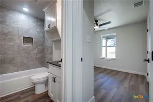 1208 Mills St, Gatesville, TX 76528 - Photo 25