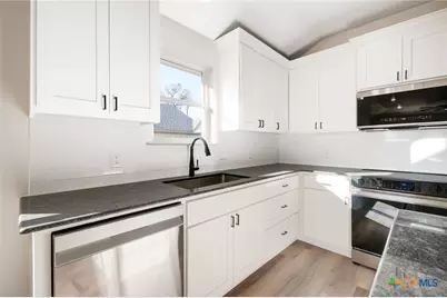 1208 Mills Street, Gatesville, TX 76528 - Photo 13