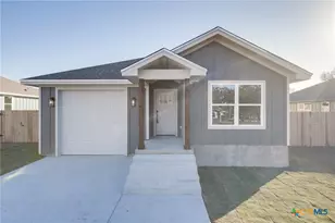 1208 Mills St, Gatesville, TX 76528 - Photo 3