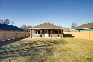 1208 Mills St, Gatesville, TX 76528 - Photo 27
