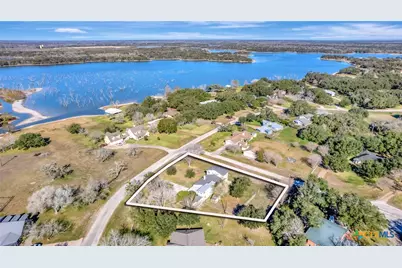 445 Lakeshore Drive, Victoria, TX 77905 - Photo 47