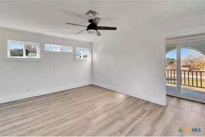 445 Lakeshore Drive, Victoria, TX 77905 - Photo 29