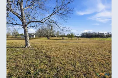 Tbd Dunn St, Yoakum, TX 77995 - Photo 9