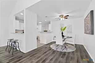 800 Saunders Dr, Round Rock, TX 78664 - Photo 9