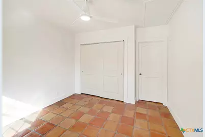 510 Parkview Boulevard, New Braunfels, TX 78130 - Photo 9