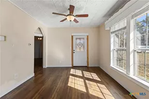 92 Sunrise St, Dale, TX 78616 - Photo 5