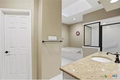 29347 Grand Coteau Drive, Boerne, TX 78015 - Photo 27