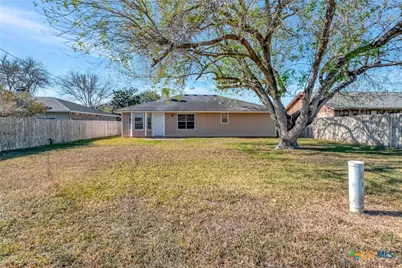 309 Williamsburg Ave, Victoria, TX 77904 - Photo 19