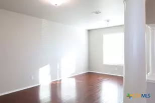 9904 Maplewood Ct, Temple, TX 76502 - Photo 5