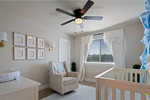 5627 Jewel Curv, San Antonio, TX 78266 - Photo 5