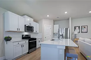 5627 Jewel Curv, San Antonio, TX 78266 - Photo 11