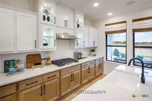 1715 Seekat Dr, New Braunfels, TX 78132 - Photo 7