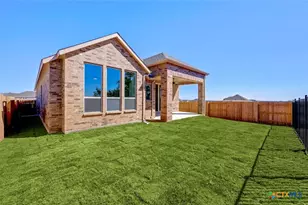 1921 Pining St, New Braunfels, TX 78132 - Photo 21