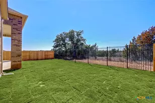 1921 Pining St, New Braunfels, TX 78132 - Photo 27