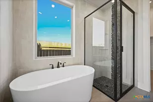 1921 Pining St, New Braunfels, TX 78132 - Photo 11