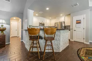 1421 Cottonwood Rd, Fischer, TX 78623 - Photo 7