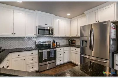 1421 Cottonwood Road, Fischer, TX 78623 - Photo 9