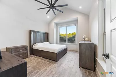 134 Flanders, Fischer, TX 78623 - Photo 25