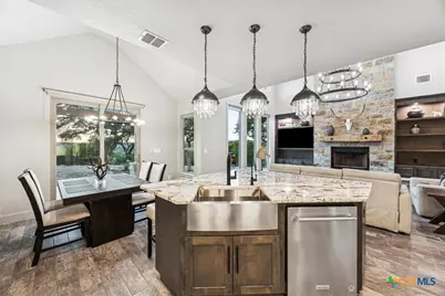 134 Flanders, Fischer, TX 78623 - Photo 15