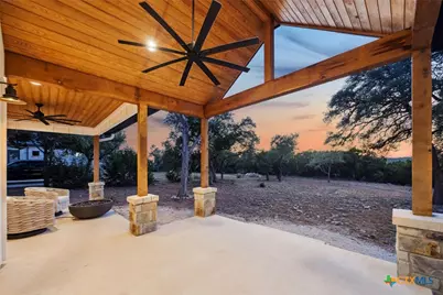 134 Flanders, Fischer, TX 78623 - Photo 33