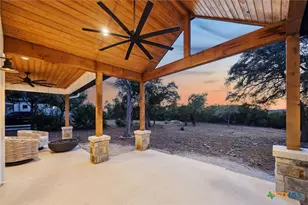 134 Flanders, Fischer, TX 78623 - Photo 33