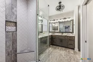 134 Flanders, Fischer, TX 78623 - Photo 21