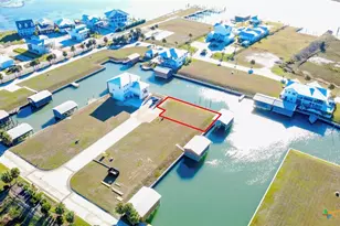 8 Ancilla Dr, Port O'Connor, TX 77982 - Photo 1