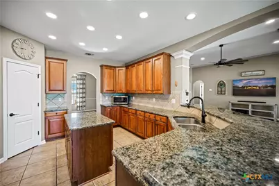1121 Cypress Cove Road, Spring Branch, TX 78070 - Photo 7