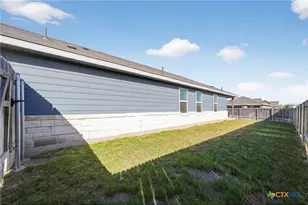 900 Main St, Hutto, TX 78634 - Photo 19