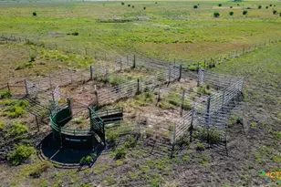 555 and 559 Bylerpool Rd, Kingsbury, TX 78638 - Photo 39