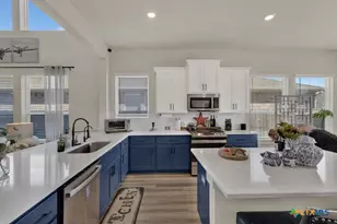 1940 Colonial Ave, New Braunfels, TX 78130 - Photo 15