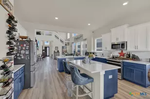 1940 Colonial Ave, New Braunfels, TX 78130 - Photo 11