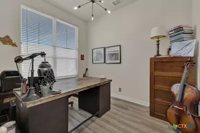 1940 Colonial Avenue, New Braunfels, TX 78130 - Photo 7