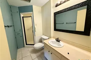 1050 Elizabeth Ave, New Braunfels, TX 78130 - Photo 15