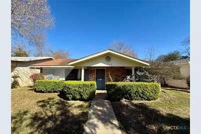 1050 Elizabeth Avenue, New Braunfels, TX 78130 - Photo 1