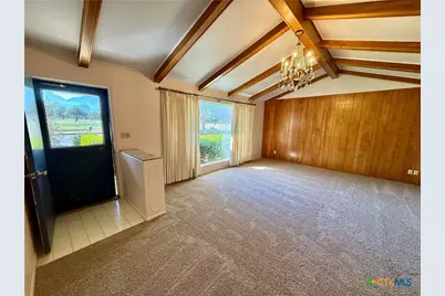 1050 Elizabeth Avenue, New Braunfels, TX 78130 - Photo 3