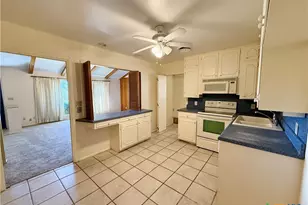 1050 Elizabeth Ave, New Braunfels, TX 78130 - Photo 7