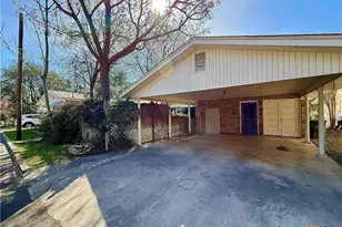 1050 Elizabeth Ave, New Braunfels, TX 78130 - Photo 25
