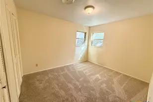 1050 Elizabeth Ave, New Braunfels, TX 78130 - Photo 13