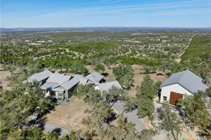 1276 Cyn Xing Vw, Dripping Springs, TX 78620 - Photo 3