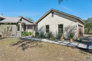 1276 Cyn Xing Vw, Dripping Springs, TX 78620 - Photo 37