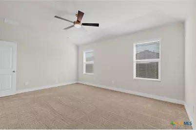 1405 Parkwood, Seguin, TX 78155 - Photo 15