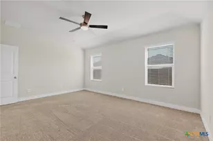 1405 Parkwood, Seguin, TX 78155 - Photo 15